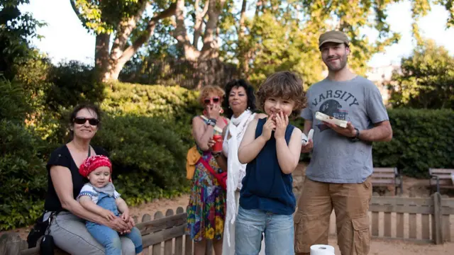 በኦቲዝም የተጠቃ ልጅ ያላቸው ቤተሰቦች