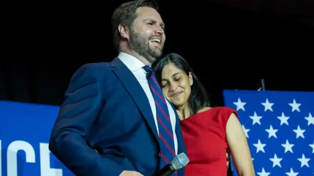 வான்ஸ் உஷா