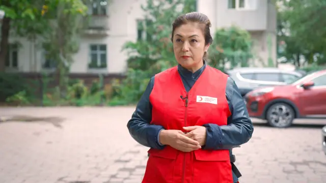 Кызыл жарым ай коомунун кызматкери Салтанат Абдыжапарова