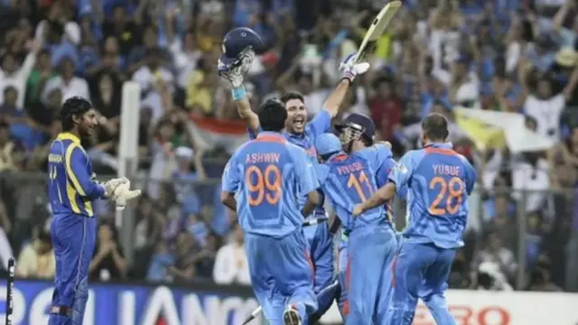 సంబరాల్లో భారత క్రికెట్ జట్టు