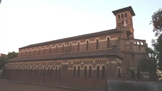 पंचहौद मिशनचा वाद