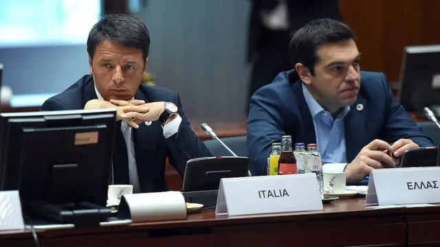 Ренци и Ципрас на саммите ЕС по мигрантам в 2015 г.