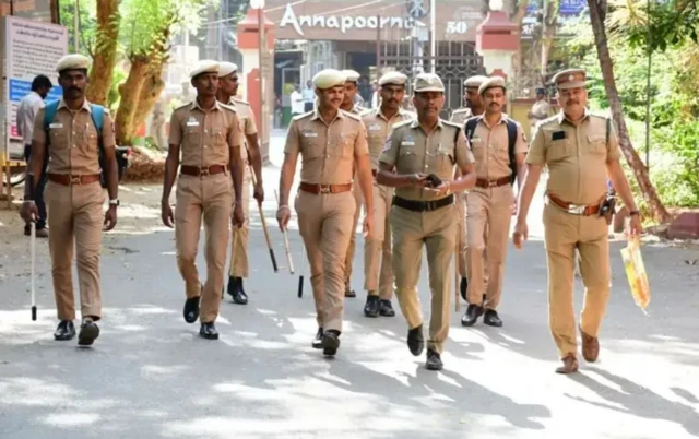 பொள்ளாச்சி வழக்கு, திமுக, அதிமுக, தமிழ்நாடு, அரசியல்