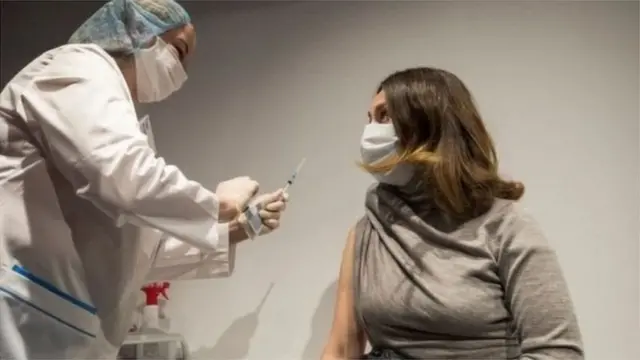 कोरोना लस