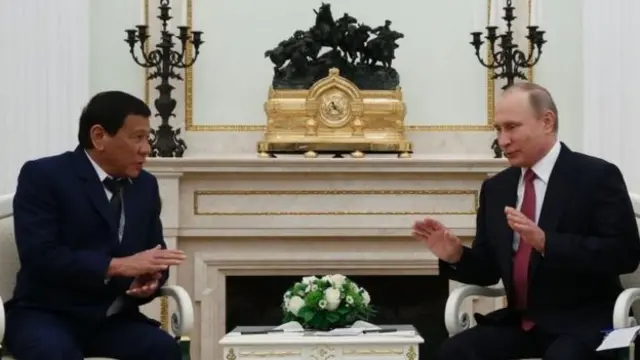 Ông Duterte hội đàm với Tổng thống Nga Vladimir Putin về cách chống khủng bố.