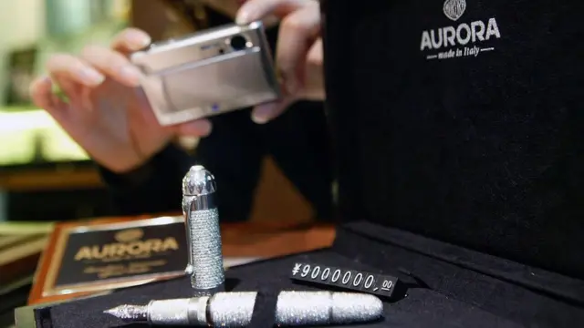 Ручка з платини та білого золота