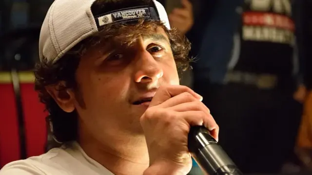 सोनू निगम