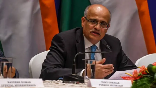 விஜய் கோகலே