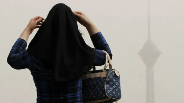 زنی در تهران