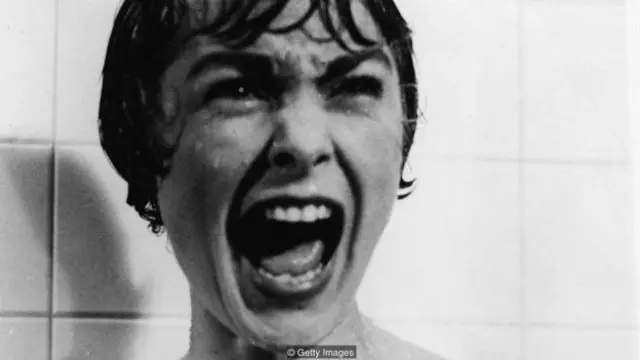 Adegan di film Psycho.