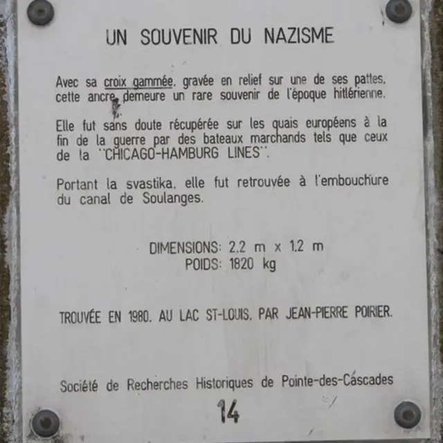 روی این لنگر قدیمی نوشته شده "سوغات نازیسم"