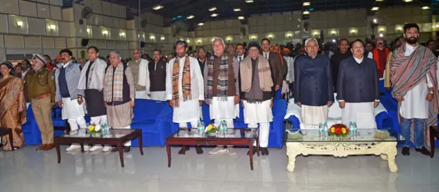 नीतीश कुमार के शपथ ग्रहण 2024 के दौरान की तस्वीर