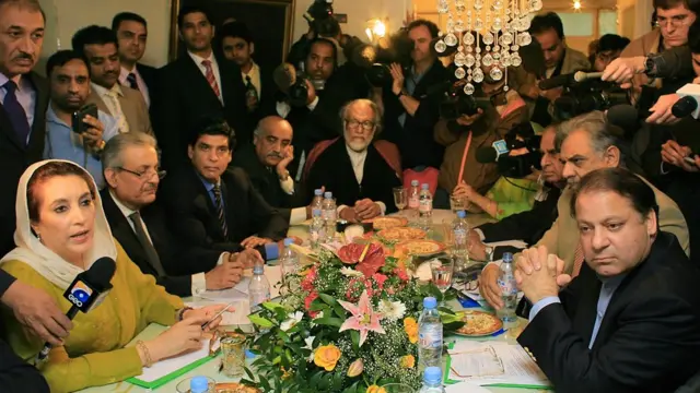 چارٹر آف ڈیموکریسی