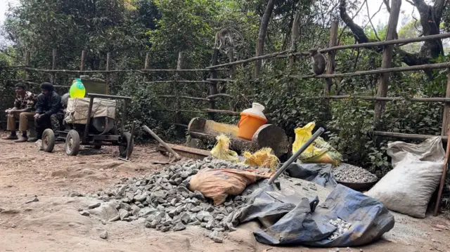 குணா குகை 