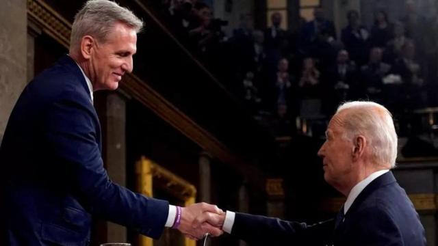 Os rivais políticos se encontraram no discurso do Estado da Uniãoapostas betnacionalBiden ao Congresso