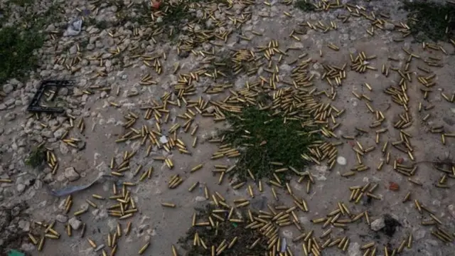 बंदुकीतील काडतूस