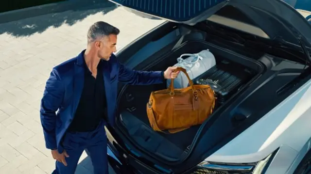 کادیلاک الکتریکی اسکلید IQ