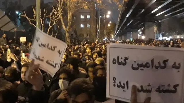 تظاهرات معترضان به سرنگونی هواپیمای اوکراینی