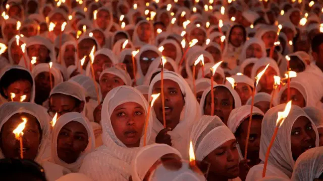  Kiristocin Orthodox sun hallara a dandalin Meskel domin bikin Kirsimeti a birnin Addis Ababa na kasar Habasha.