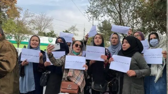 பெண்கள்