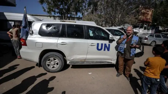 యూఎన్ వాహనం ఫోటో 