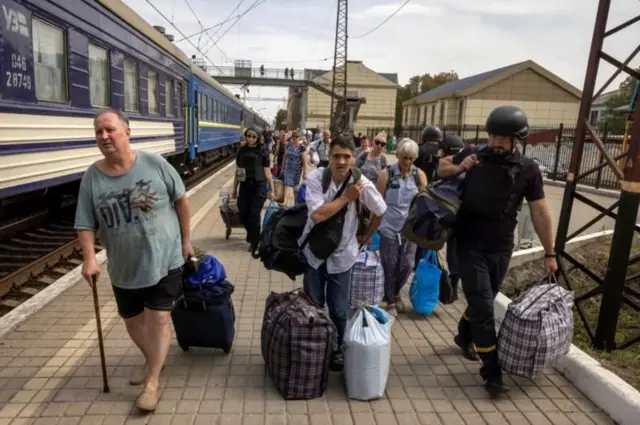 Покровськ, евакуація, наступ Росії