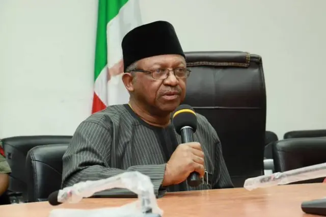 Minisita eto ilera, Dokita Ehanire