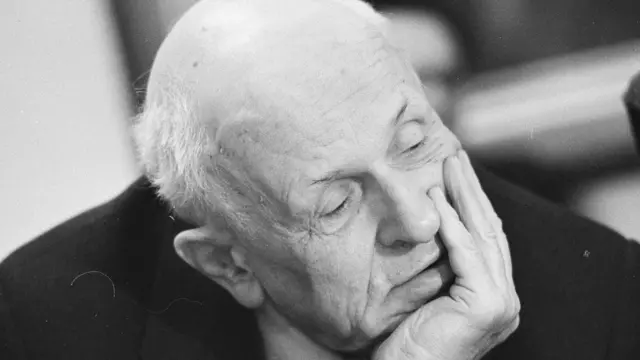 Академик Андрей Сахаров на заседании Межрегиональной депутатской группы (декабрь 1989 года)