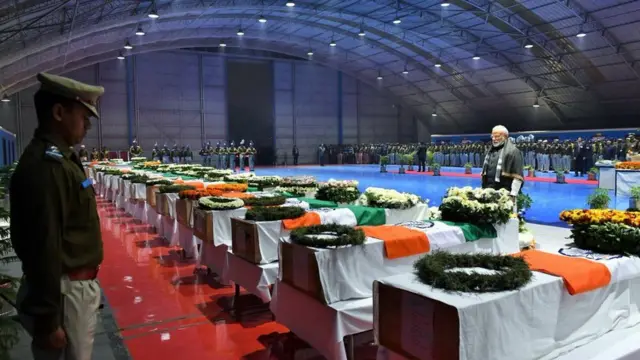 नरेंद्र मोदी