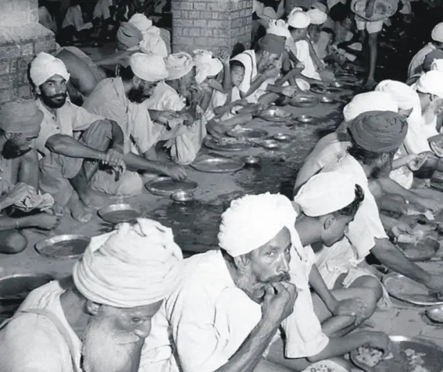 پناہ گزین کیمپ