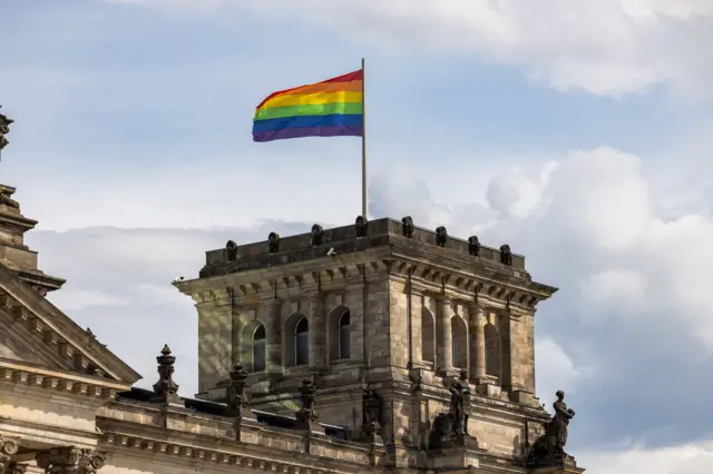 জার্মান পার্লামেন্ট বিল্ডিং