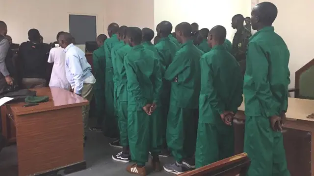 Abaregwa bahagaze imbere y'urukiko ngo babwirwe umwanzuro ku ifungwa n'ifungurwa ry'agateganyo