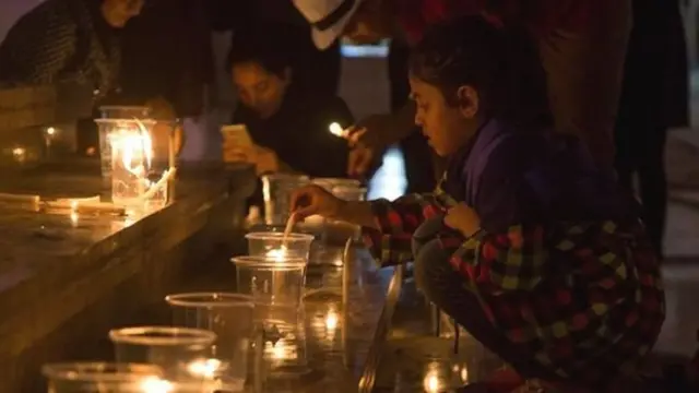 یادبود دانش آموزان جان باخته در سانحه رانندگی داراب