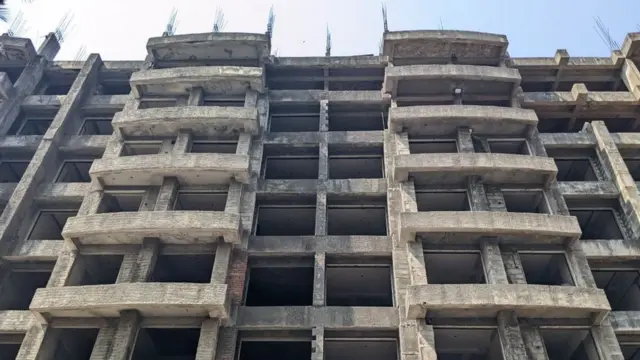 पत्राचाळीचा अडकलेला पुनर्विकास