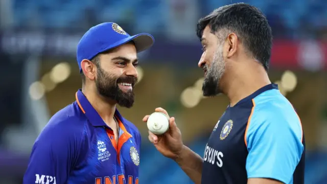 કોહલી, ધોની