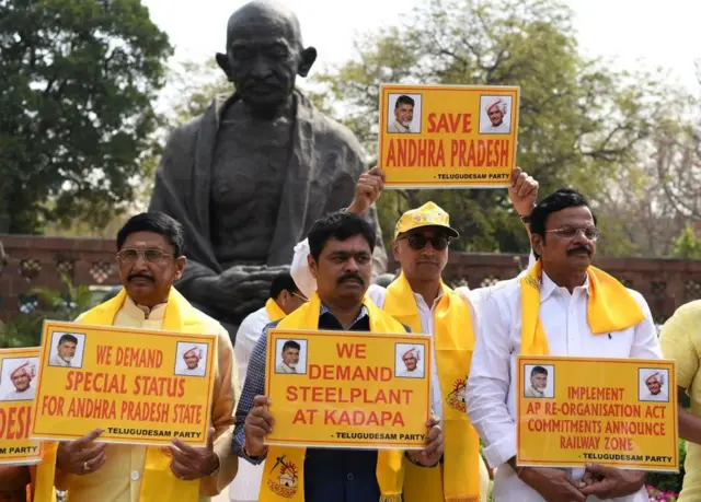 ஆந்திராவில் வலுக்கும் சிறப்பு மாநில அந்தஸ்து கோரிக்கை - 5 முக்கிய தகவல்கள்