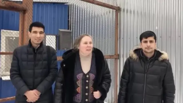 Валентина Чупик ўртада