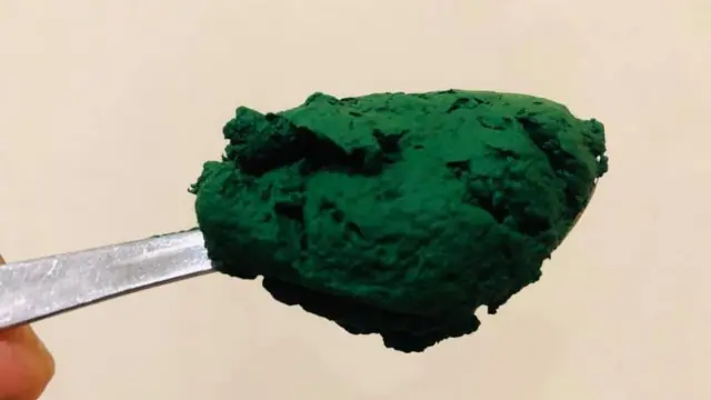 কৃত্রিম ভাবে তৈরি স্পিরুলিনা