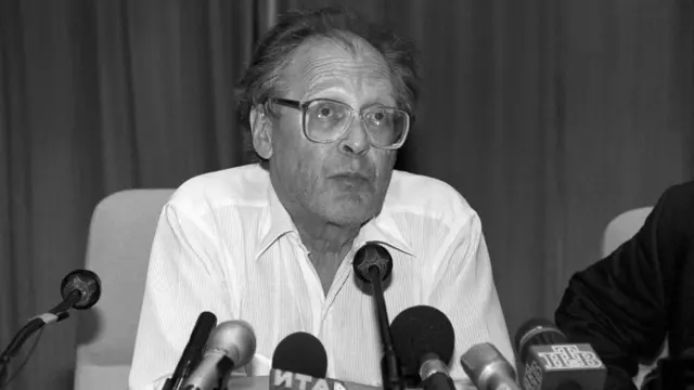 Сергей Ковалев в 1996-м