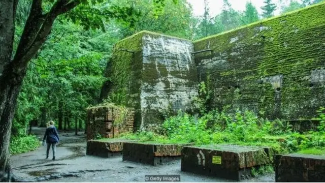 Margot Wölk, whose story the play is imagined from, lived as a taster