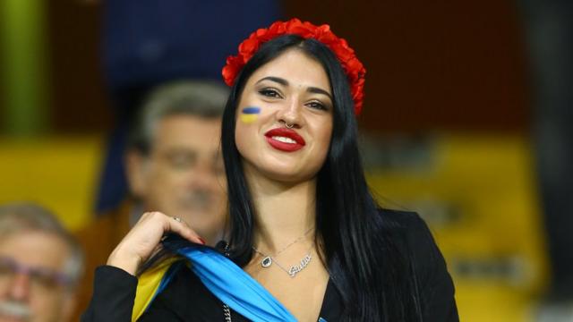 Самые известные и красивые украинские девушки | Красота, Мир, Вид