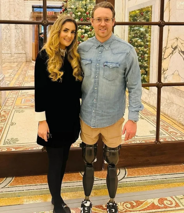 Shaun en compagnie de son épouse Hollie