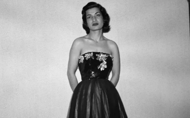 ઈરાન, બ્રિટન, અમેરિકા, ઈરાનમાં સત્તા પલટો, યુદ્ધ, બીબીસી ગુજરાતી, ઇસ્લામિક દેશ, ઇતિહાસ