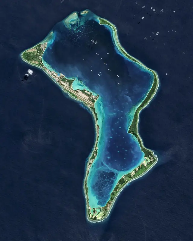 Imagem aérea do atol Diego Garcia, no arquipélagoplacar sport apostasChagos, ao sul das Maldivas 