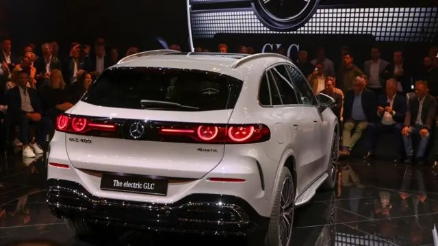 مرسدس بنز GLC الکتریکی با هر بار شارژ تا ۷۱۳ کیلومتر حرکت می‌کند