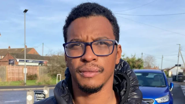 چهره قاسم کمبل
