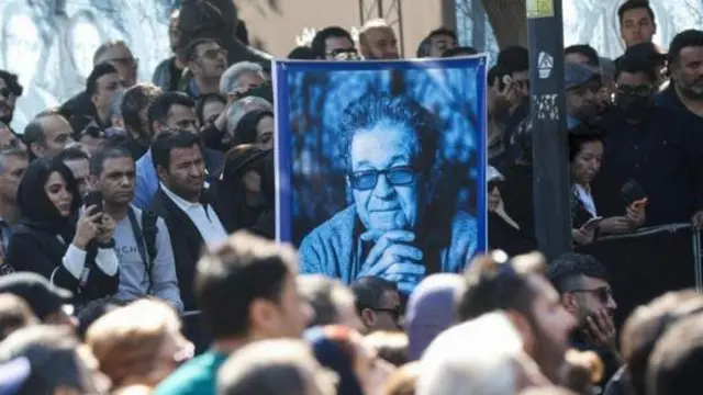 خاکسپاری داریوش مهرجویی و همسرش