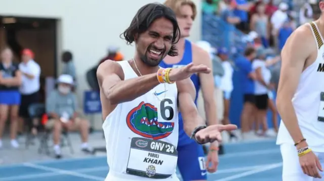 પરવેઝને શરૂઆતમાં સુવિધાઓનો અભાવ અને આર્થિક મુશ્કેલીનો સામનો કરવો પડ્યો હતો