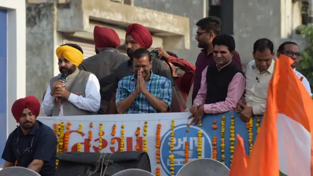 ગુજરાત વિપક્ષો રાજકારણ ભાજપ નરેન્દ્ર મોદી