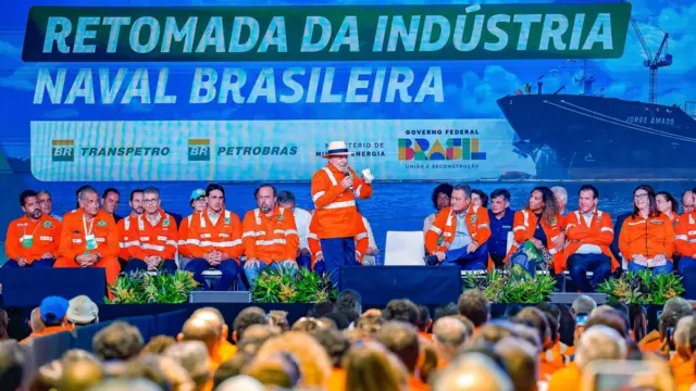 Lula em evento da Petrobras